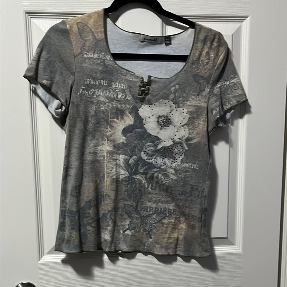 Women's Petite Flowy Graphic Tee Floral Butterfly Antique-Style Print Jewelled
